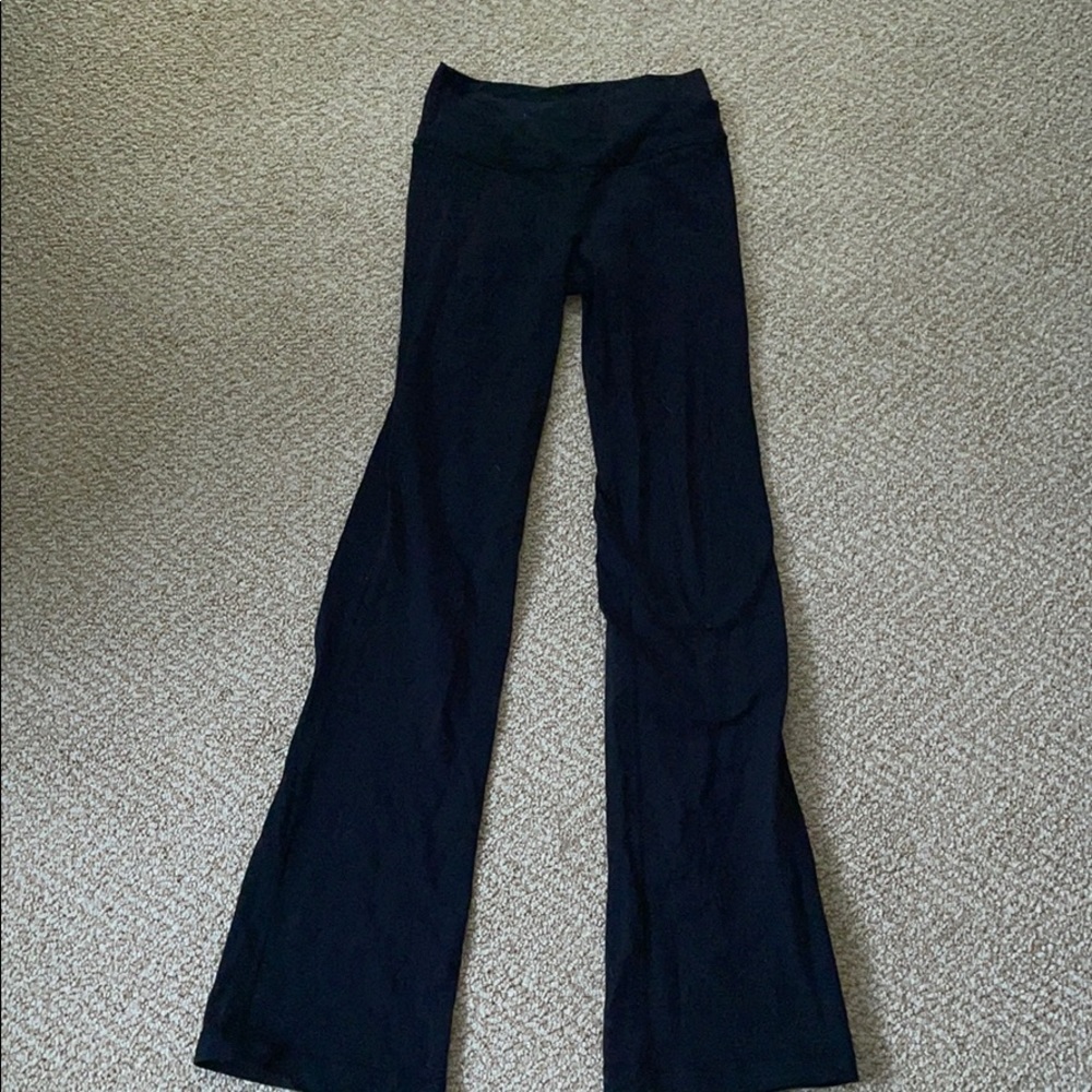 Lululemon yoga pants
